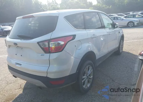 2017 Ford Escape Se z USA, uszkodzony, nr VIN 1FMCU9GD1HUD43494